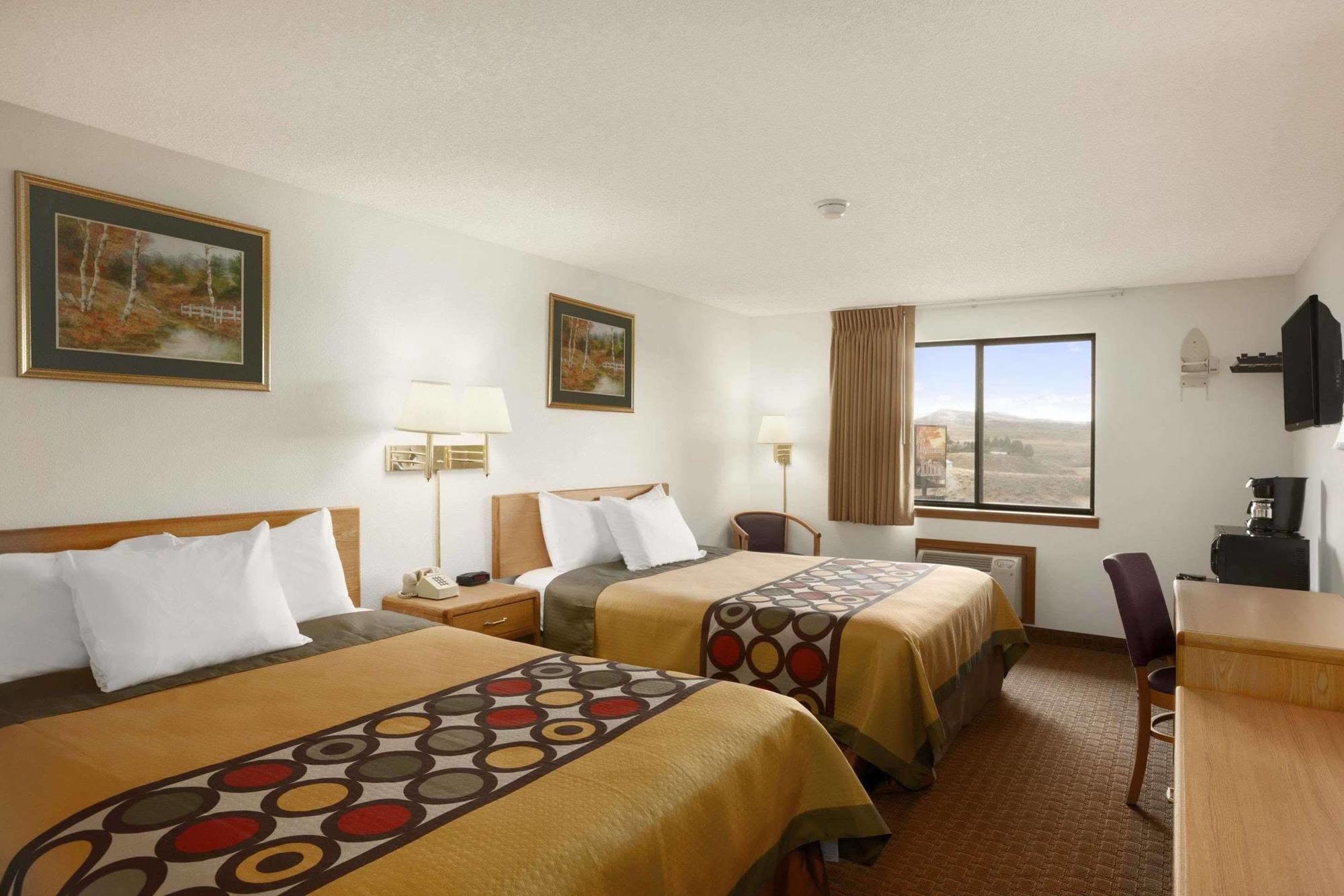 Super 8 By Wyndham Cody Otel Dış mekan fotoğraf
